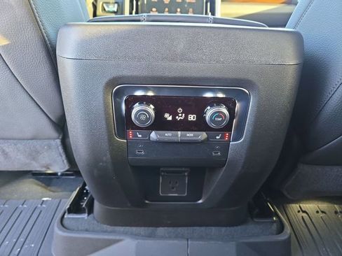 New 2026 GMC Yukon XL Denali image 33