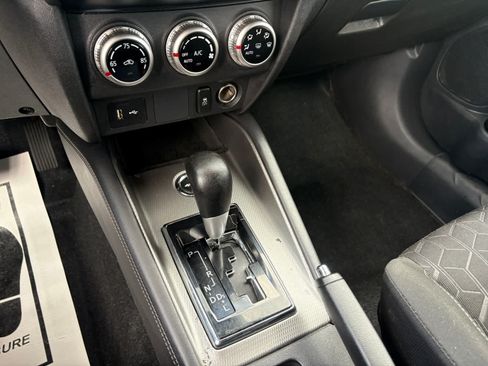 Used 2025 Mitsubishi Outlander Sport AWD image 15