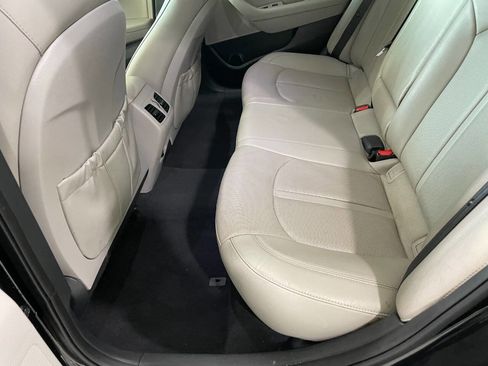 Used 2016 Hyundai Sonata Limited w/ Option Group 04 image 19