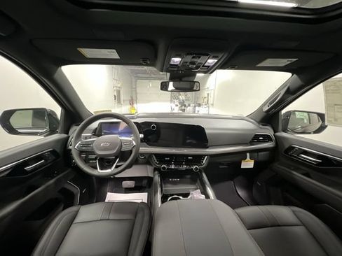 New 2026 Chevrolet Suburban RST w/ Comfort Package AWD/4WD image 22