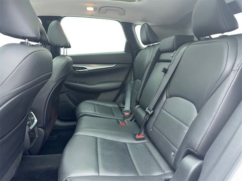 Used 2024 INFINITI QX50 Luxe image 34
