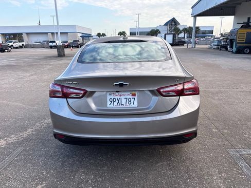 Used 2022 Chevrolet Malibu LT FWD image 6