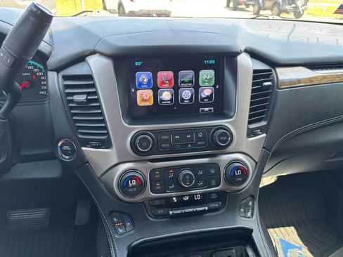 Used 2017 GMC Yukon Denali w/ Open Road Package AWD/4WD image 23