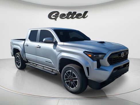 New 2025 Toyota Tacoma TRD Sport RWD image 3