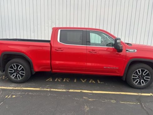 Used 2021 GMC Sierra 1500 SLE image 2
