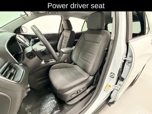 Certified 2024 Chevrolet Equinox LT FWD image 10