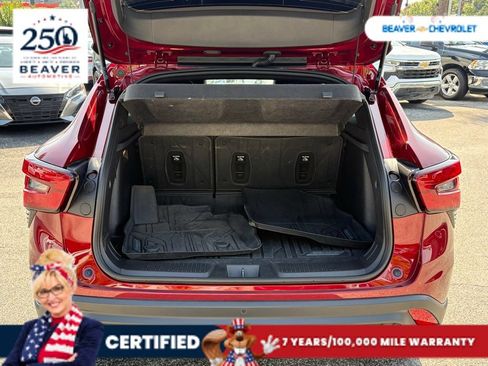 Used 2025 Chevrolet Trax RS w/ Driver Confidence Package FWD image 11