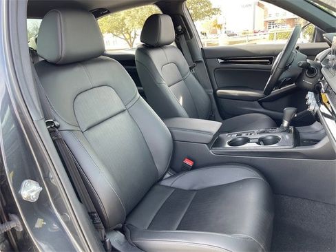 Certified 2025 Honda Civic Sport image 27
