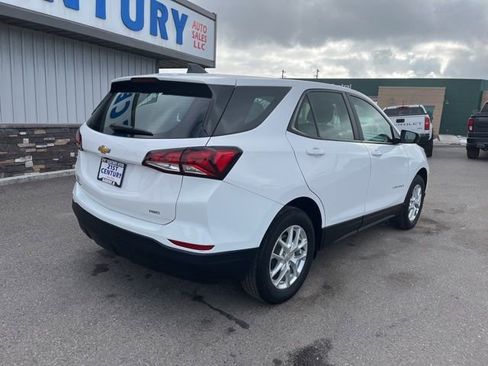 Used 2024 Chevrolet Equinox LS AWD/4WD image 13