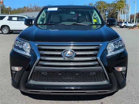 Used 2018 Lexus GX 460 Premium w/ Premium Package image 9