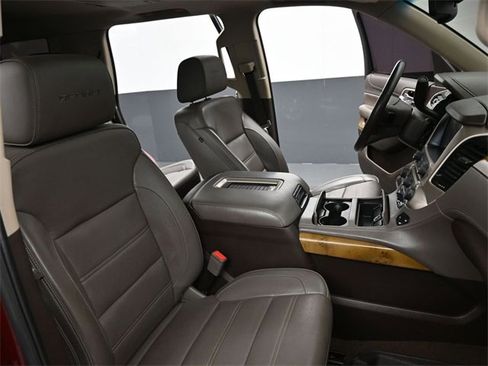 Used 2017 GMC Yukon Denali w/ Open Road Package image 28