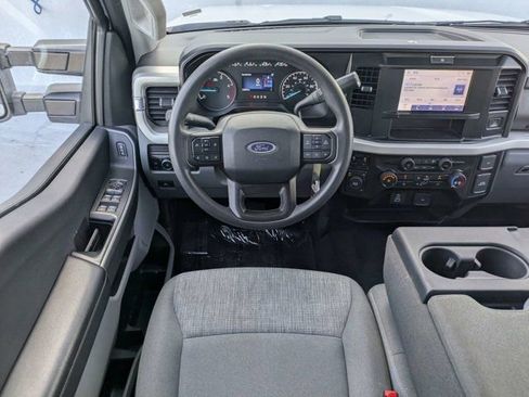 Used 2025 Ford F250 XLT AWD/4WD image 16