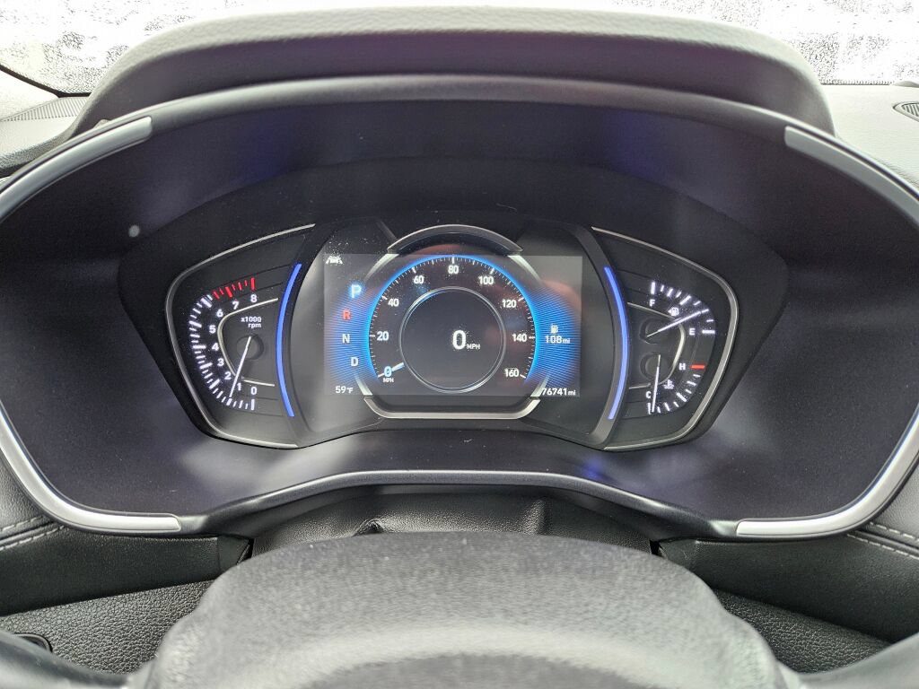 Used 2019 Hyundai Santa Fe AWD image 26