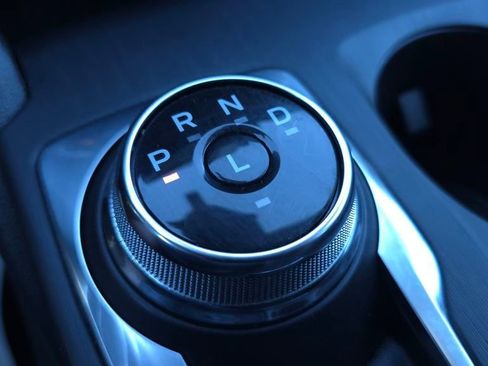 Used 2025 Ford Escape ST-Line image 36