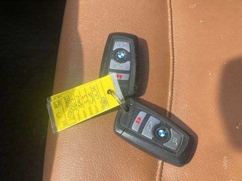 Used 2017 BMW X3 xDrive28i image 14