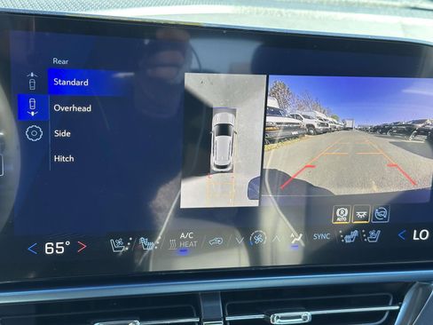 New 2026 Chevrolet Equinox EV LT w/ Convenience Package II image 10