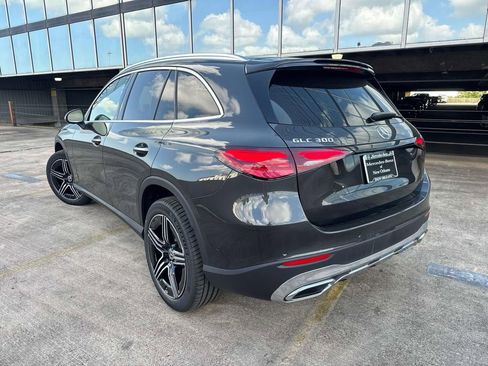 New 2026 Mercedes-Benz GLC 300 image 3
