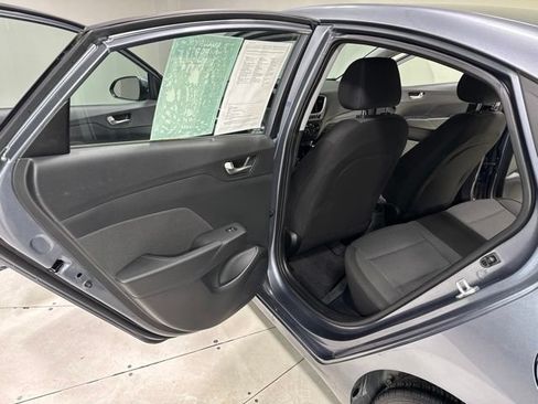 Used 2020 Hyundai Accent SE FWD image 21
