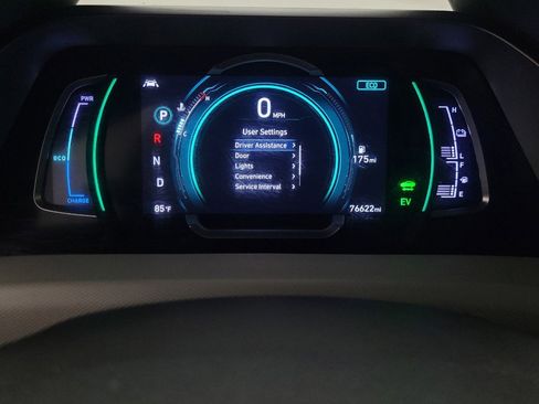 Used 2020 Hyundai Ioniq SE FWD image 23