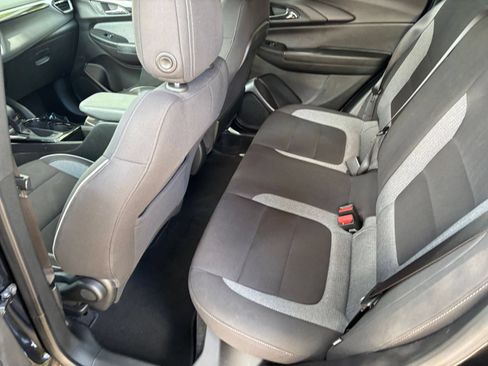 Used 2025 Chevrolet TrailBlazer LT FWD image 27