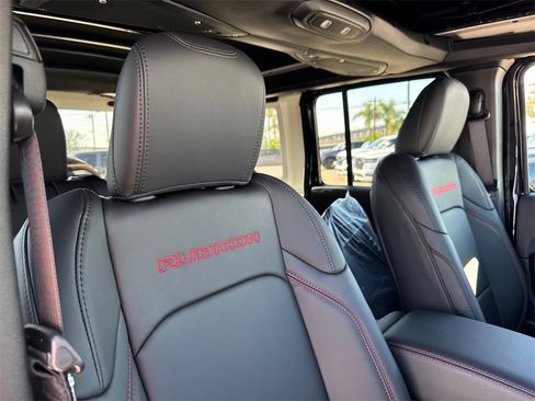 New 2026 Jeep Wrangler Unlimited Rubicon image 14