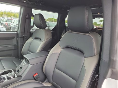 New 2026 Ford Bronco Outer Banks w/ Sasquatch Package image 20
