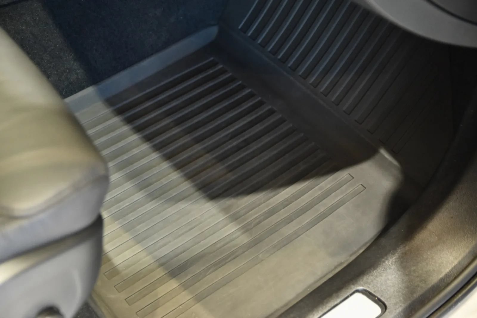 Used 2024 Volvo XC60 B5 Plus w/ Protection Package Premier AWD/4WD image 25