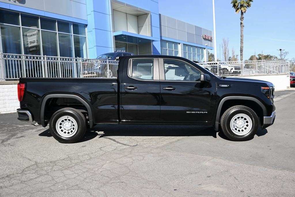Used 2026 GMC Sierra 1500 Pro RWD image 4