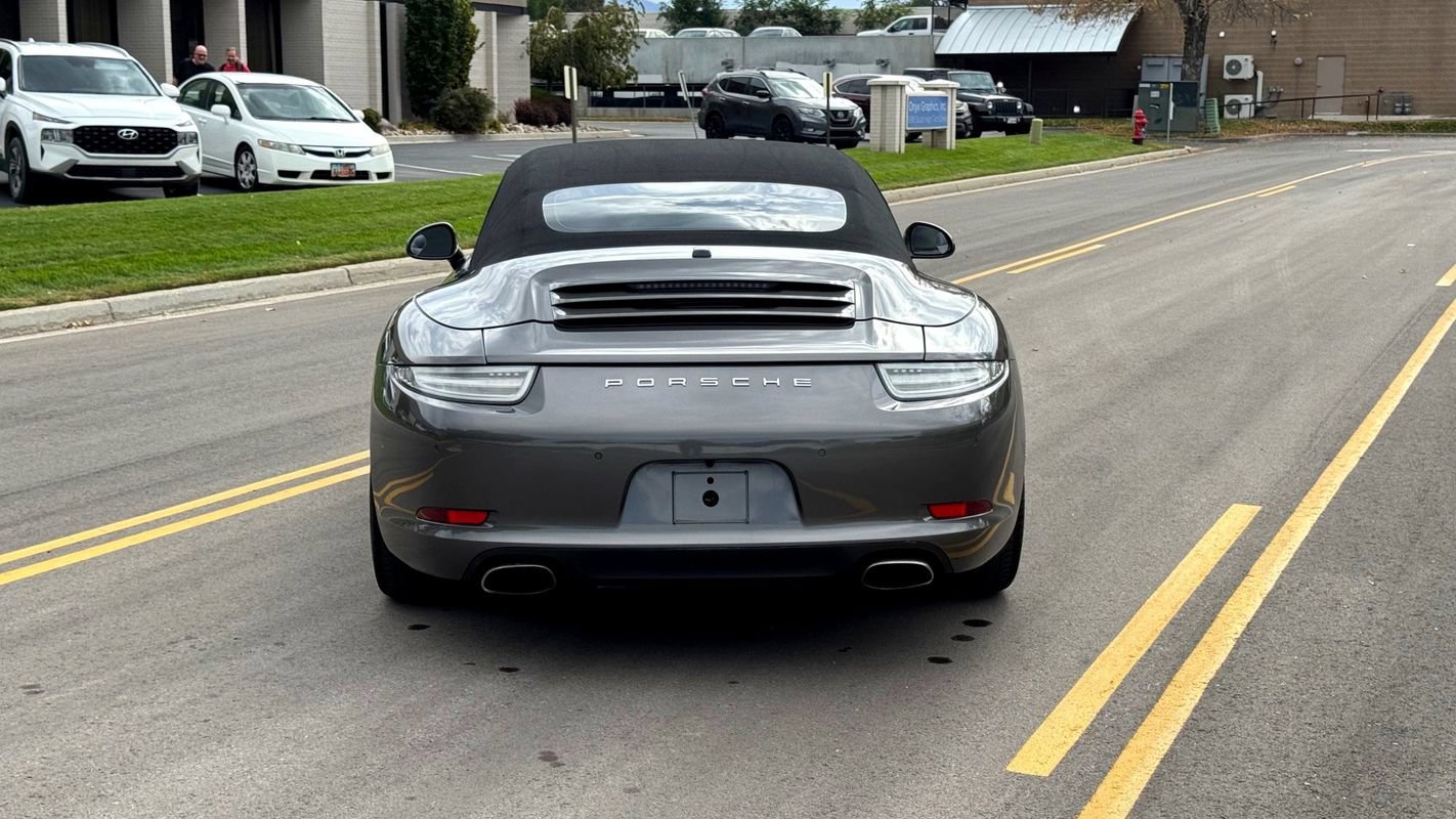 Used 2016 Porsche 911 Carrera RWD image 4
