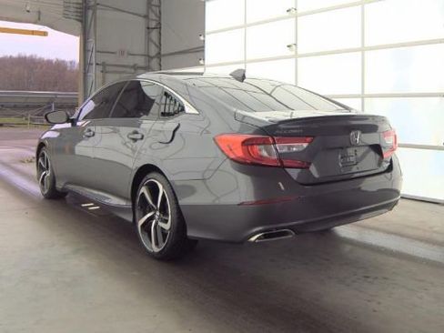 Used 2019 Honda Accord Sport image 4