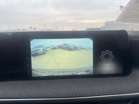 Certified 2025 Nissan Kicks SV image 38