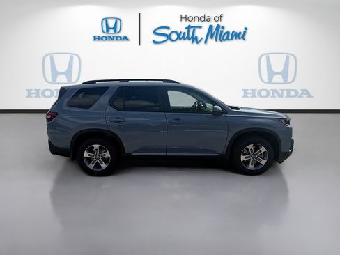 New 2026 Honda Pilot EX-L image 8