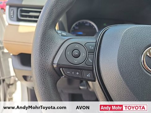Used 2022 Toyota RAV4 LE AWD/4WD image 14