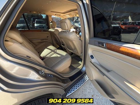 Used 2009 Mercedes-Benz ML 350 4MATIC image 21