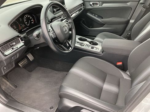 Used 2025 Honda Civic Sport image 16