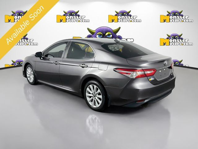Used 2020 Toyota Camry LE FWD image 7