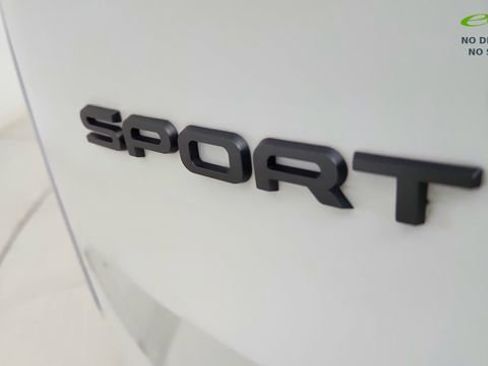 Used 2025 Land Rover Range Rover Sport Dynamic SE AWD/4WD image 17