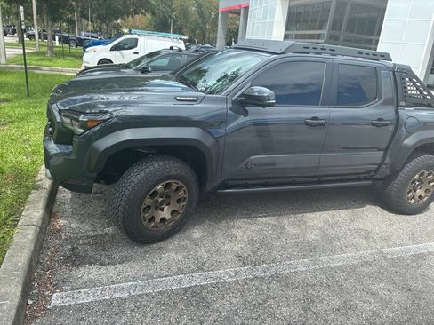 Used 2026 Toyota Tacoma 4x4 Double Cab Hybrid image 2