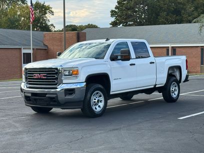 Used 2016 GMC Sierra 2500 4x4 Crew Cab w/ Sierra Convenience Package