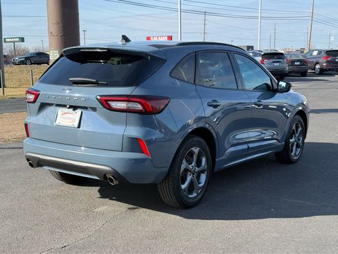 Used 2023 Ford Escape ST-Line image 7