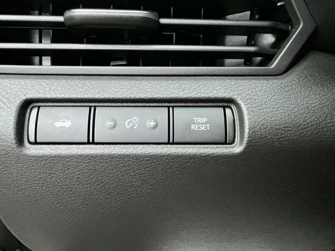 Used 2024 Nissan Altima 2.5 SV image 34