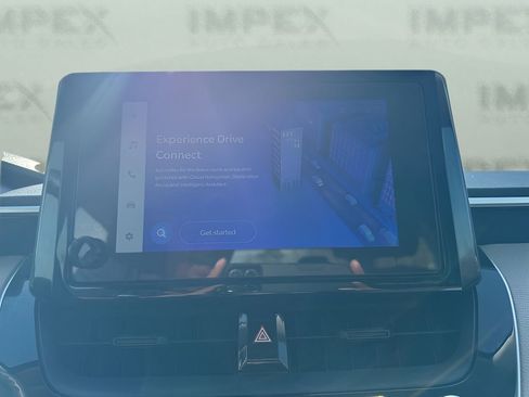 Used 2025 Toyota Corolla LE image 18