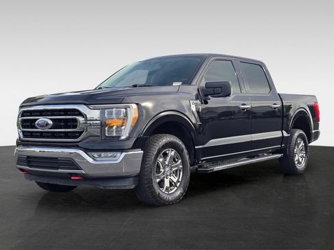 Used 2021 Ford F150 XLT w/ Equipment Group 302A High AWD/4WD image 9