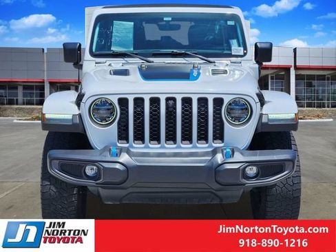 Used 2022 Jeep Wrangler Unlimited Rubicon 4xe w/ Cold Weather Group AWD/4WD image 2