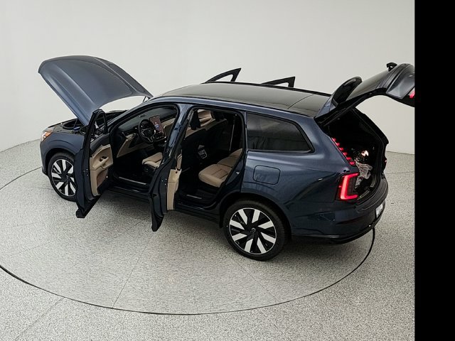 New 2026 Volvo EX90 Plus AWD/4WD image 39