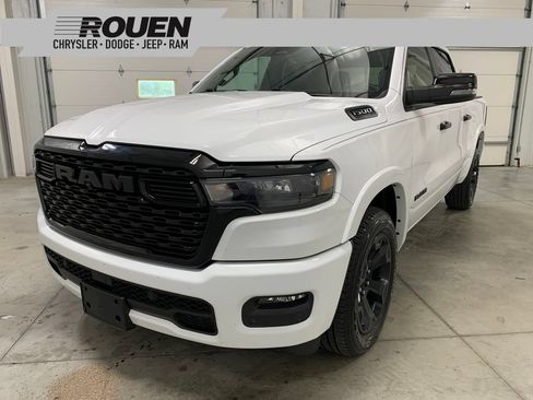 Used 2025 RAM 1500 Big Horn AWD/4WD image 1