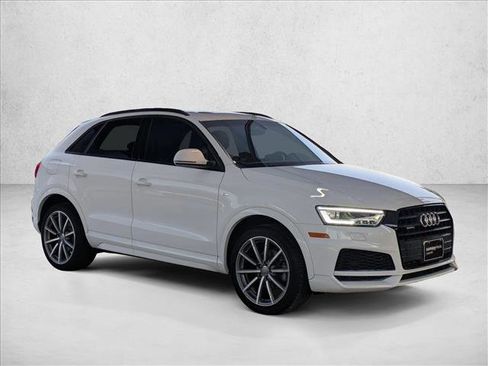 Used 2018 Audi Q3 2.0T Premium Plus w/ Premium Plus Package image 3