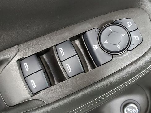 Used 2023 Buick Encore GX Select w/ Sport Touring Package FWD image 29