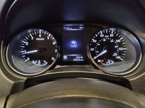 Used 2018 Nissan Rogue Sport S w/ S Appearance Package FWD image 23