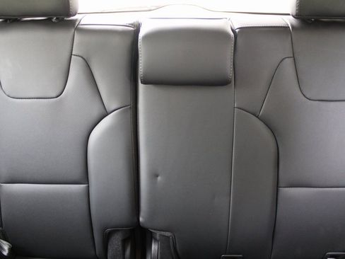 New 2025 Kia Telluride LX image 38